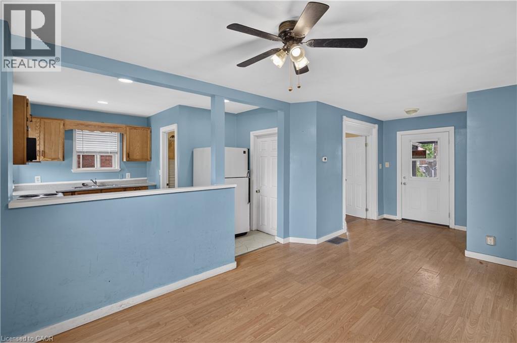 250 Murray Street Property Photo 6