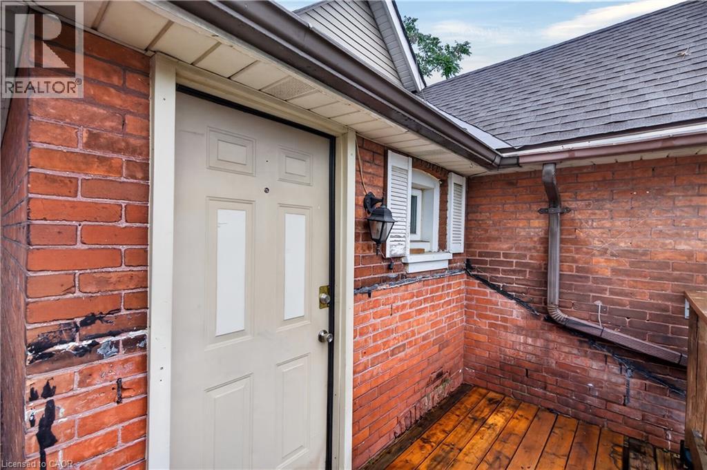 250 Murray Street Property Photo 13