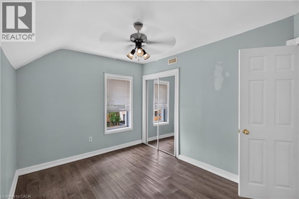 250 Murray Street Property Photo 16
