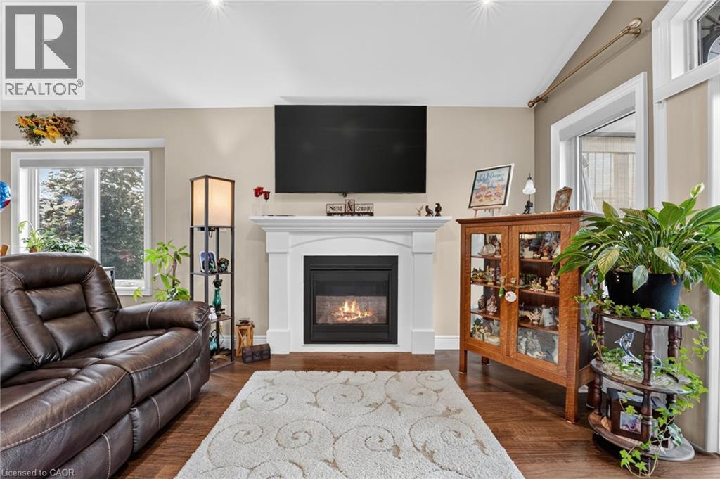 25 Richard Crescent Property Photo 14