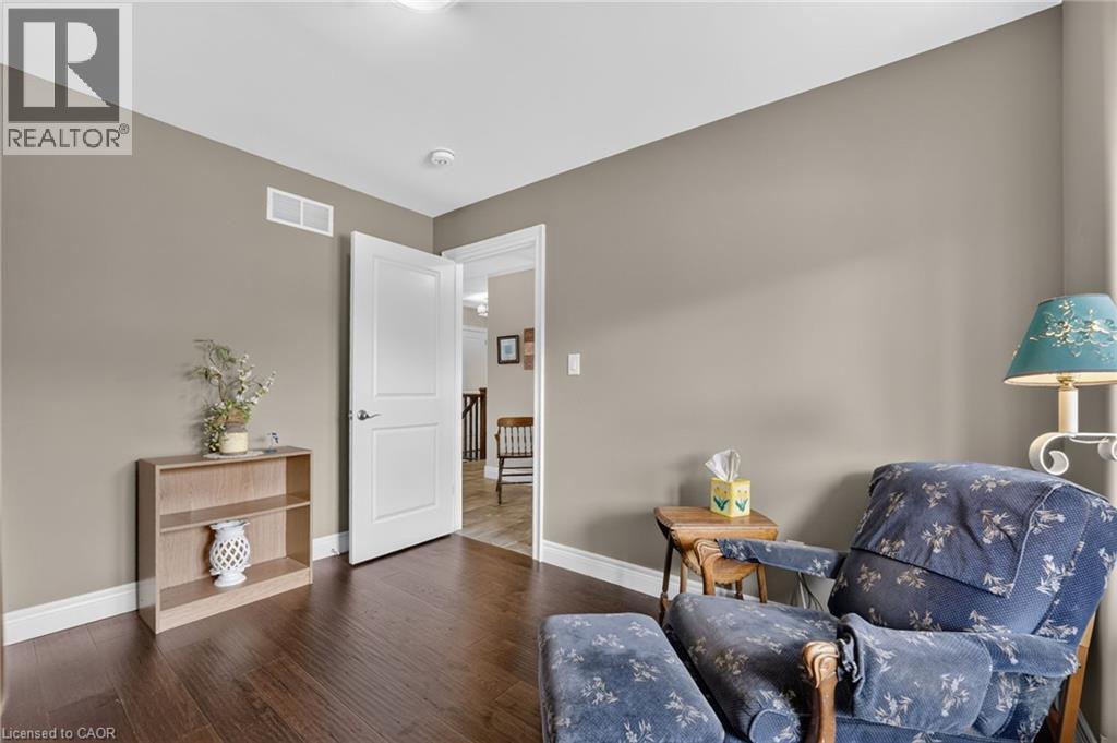 25 Richard Crescent Property Photo 20