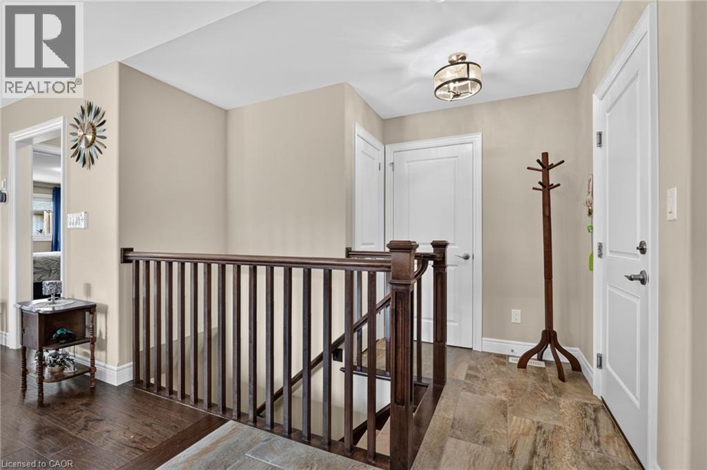 25 Richard Crescent Property Photo 21