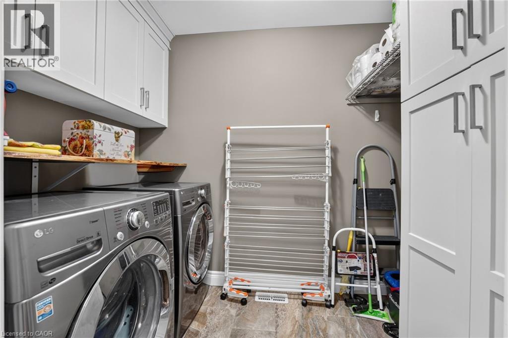 25 Richard Crescent Property Photo 22