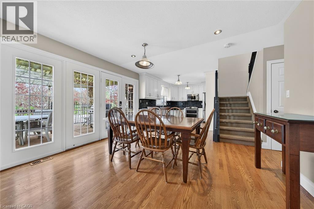 20 Haldimand Trail Property Photo 12