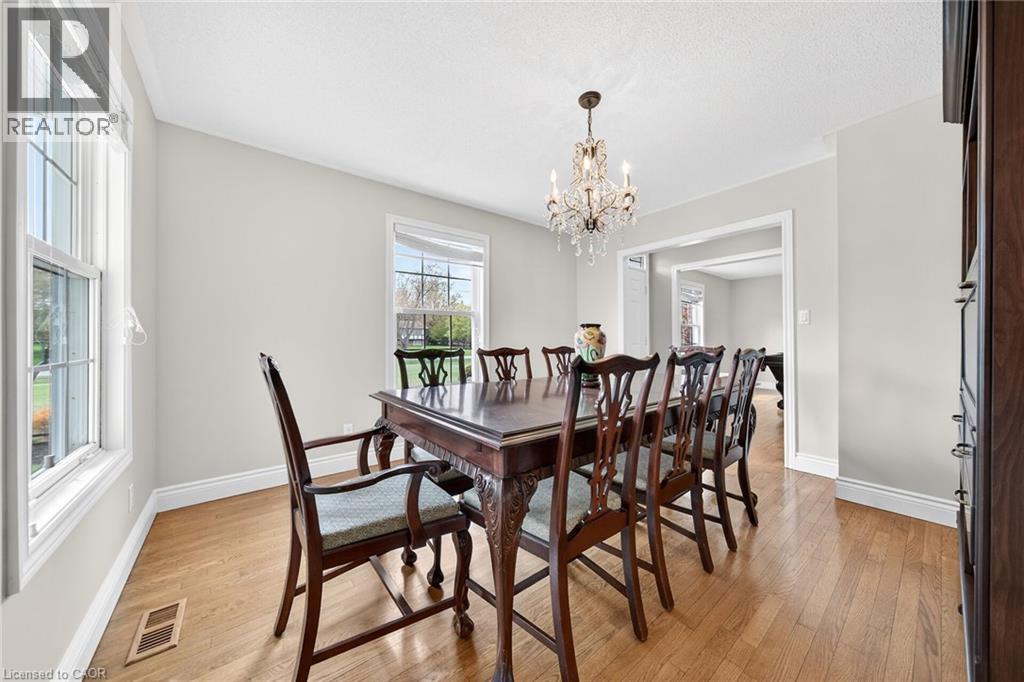20 Haldimand Trail Property Photo 14