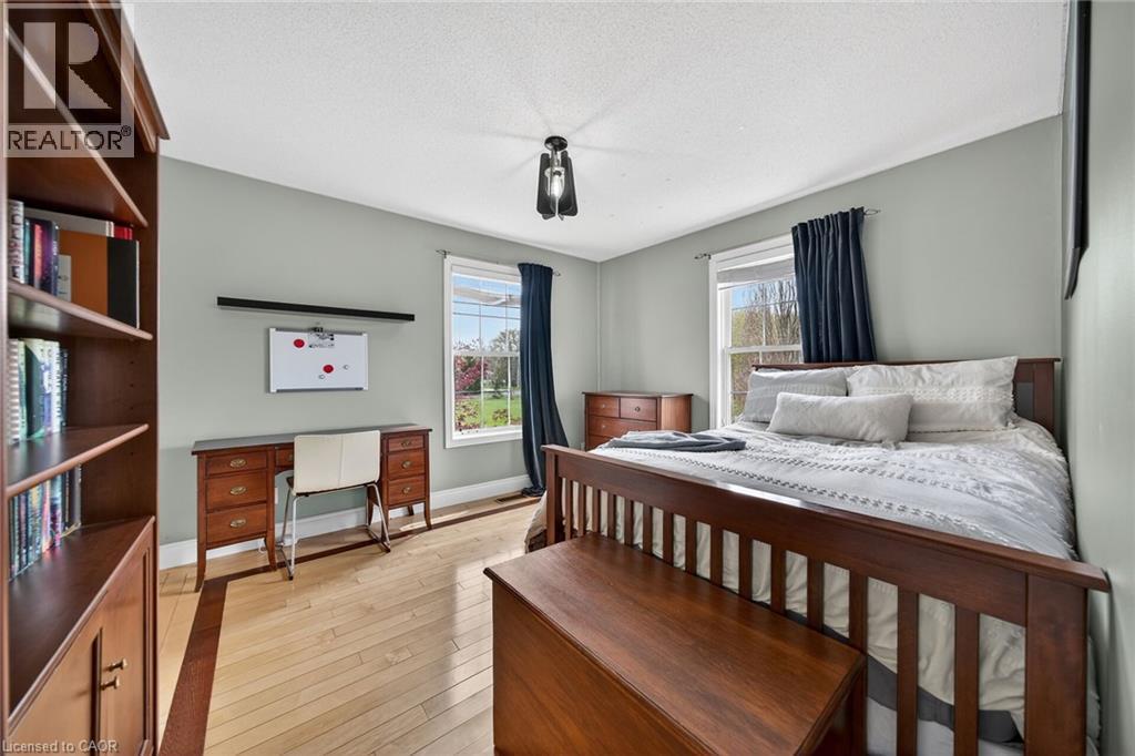 20 Haldimand Trail Property Photo 22