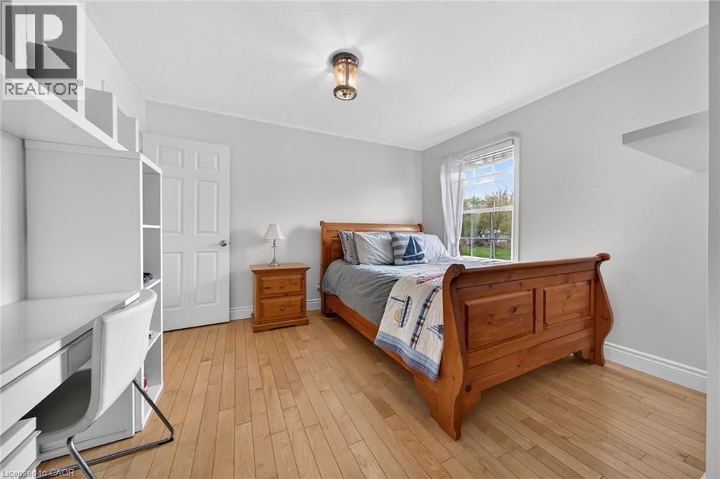 20 Haldimand Trail Property Photo 24