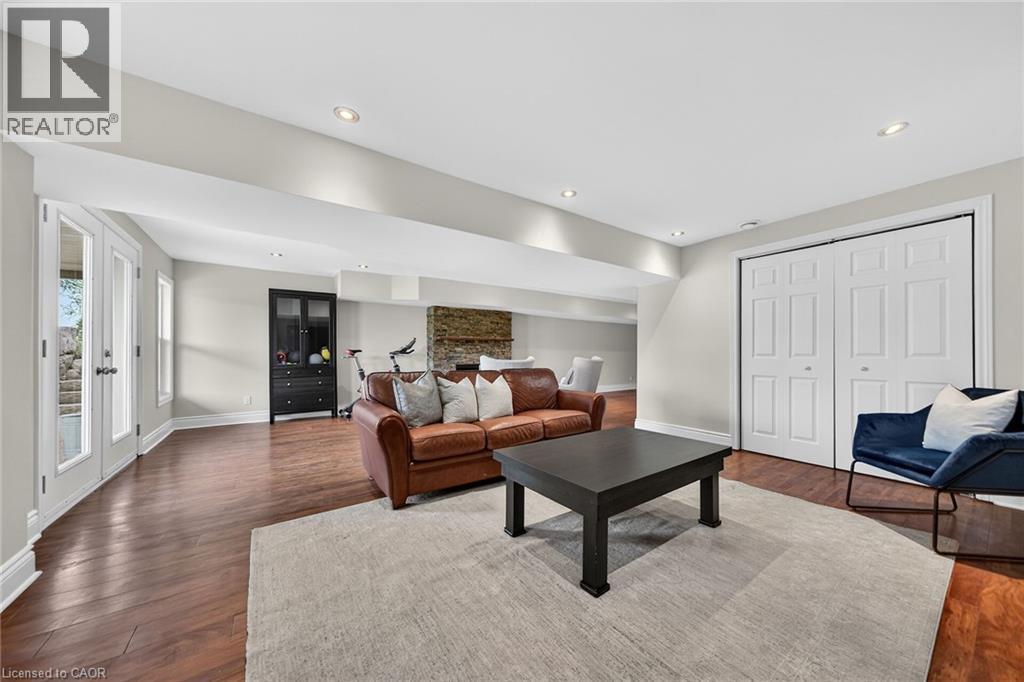 20 Haldimand Trail Property Photo 31