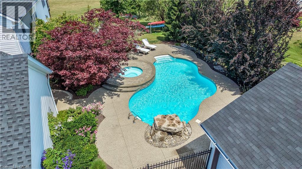 20 Haldimand Trail Property Photo 41