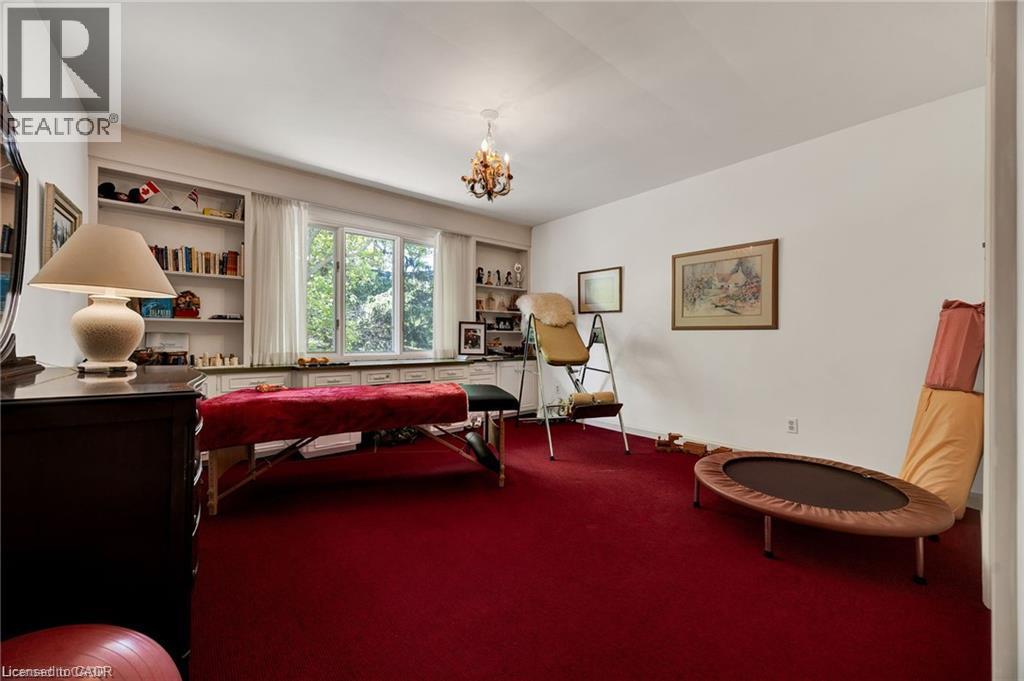 61 Huntley Crescent Property Photo 29