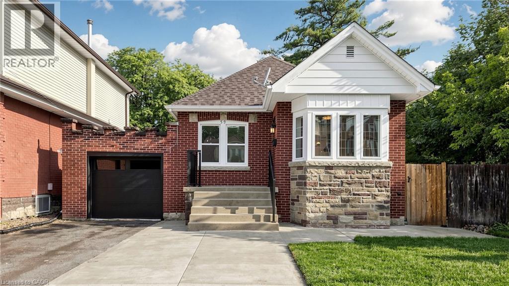 59 LONGWOOD Road N