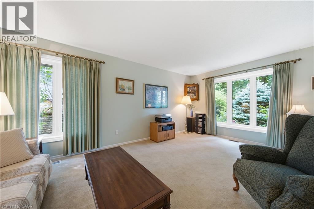 32 Waverley Drive Property Photo 8
