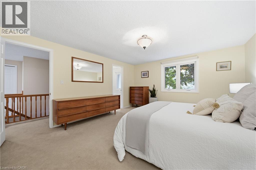 32 Waverley Drive Property Photo 22
