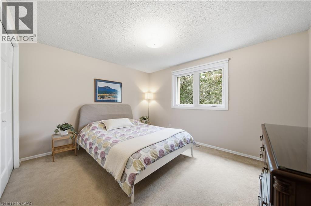 32 Waverley Drive Property Photo 27