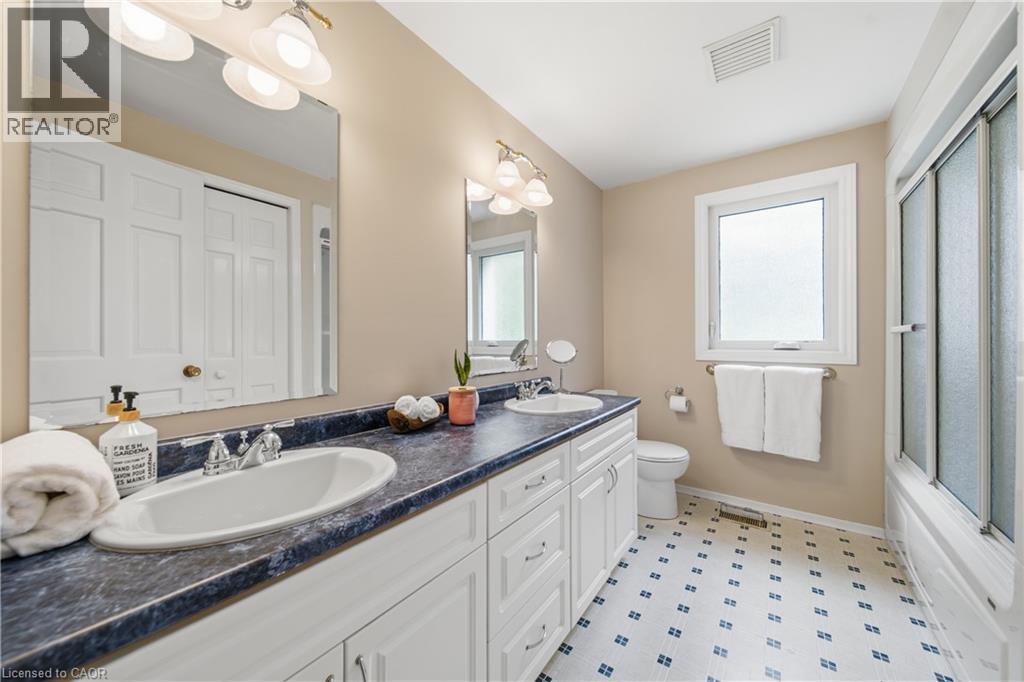 32 Waverley Drive Property Photo 31