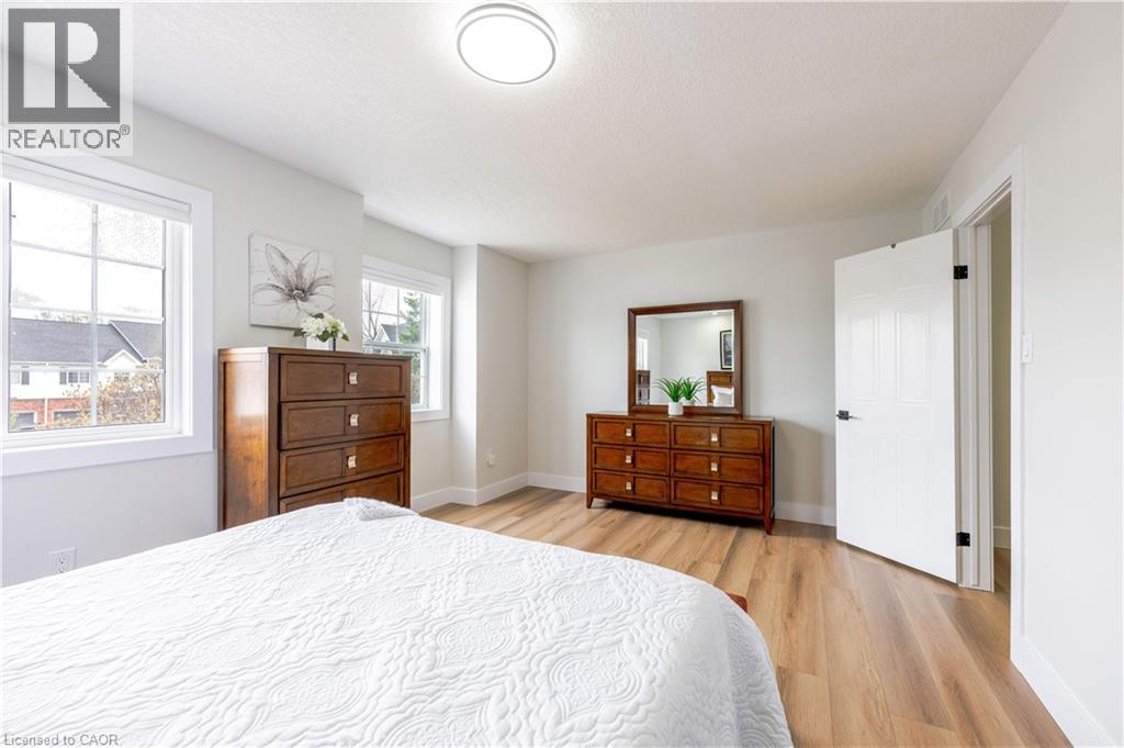 185 Highland Crescent Unit# 2 Property Photo 17