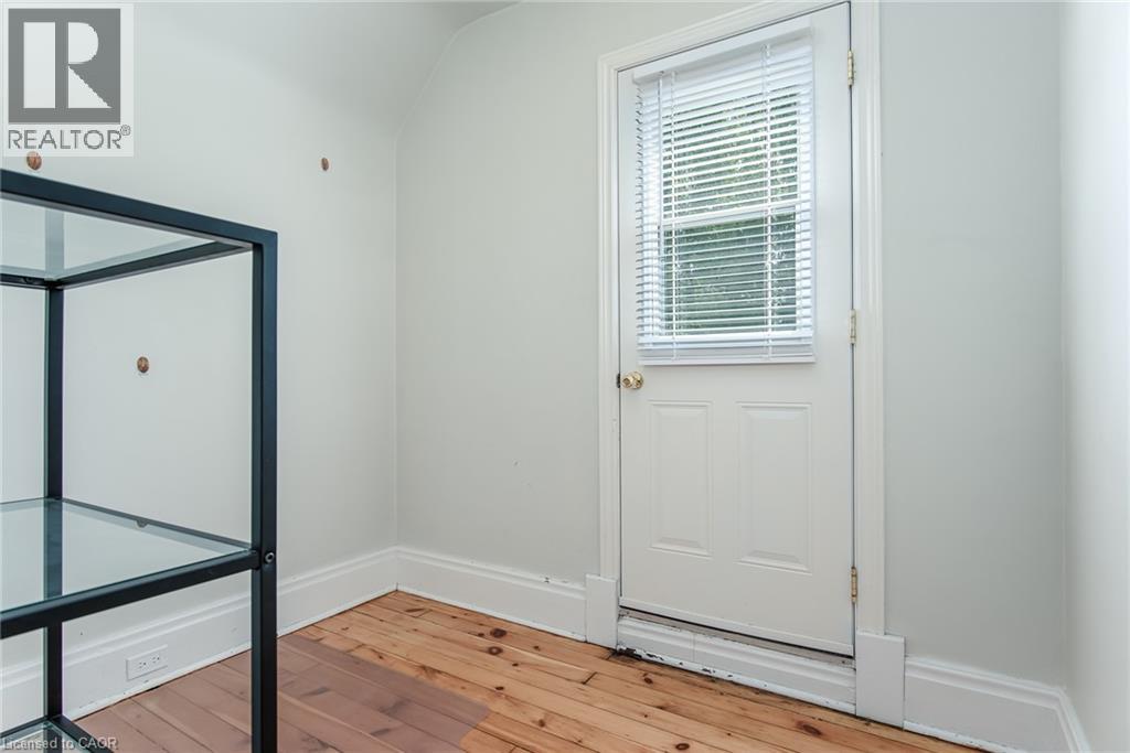 32 Samuel Street Property Photo 40