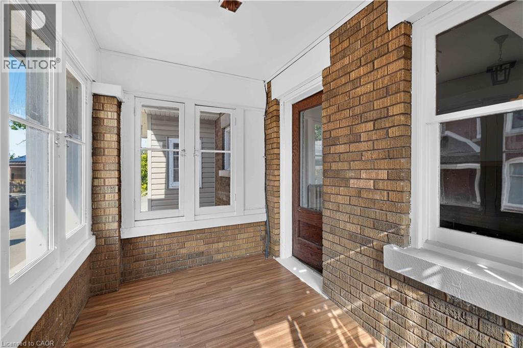 197 Griffin Street N Property Photo 23