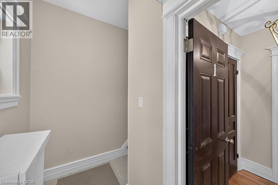 103 Mary Street Property Photo 4