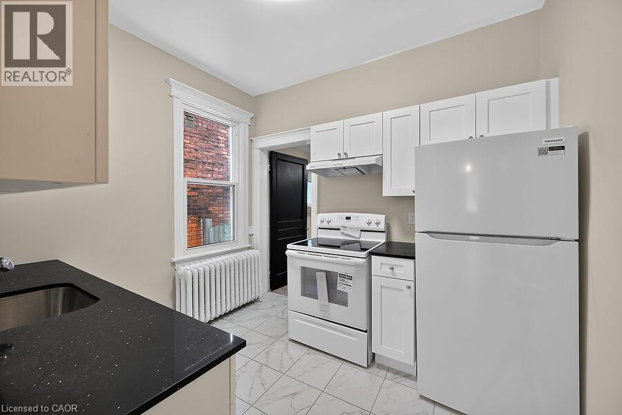 103 Mary Street Property Photo 9