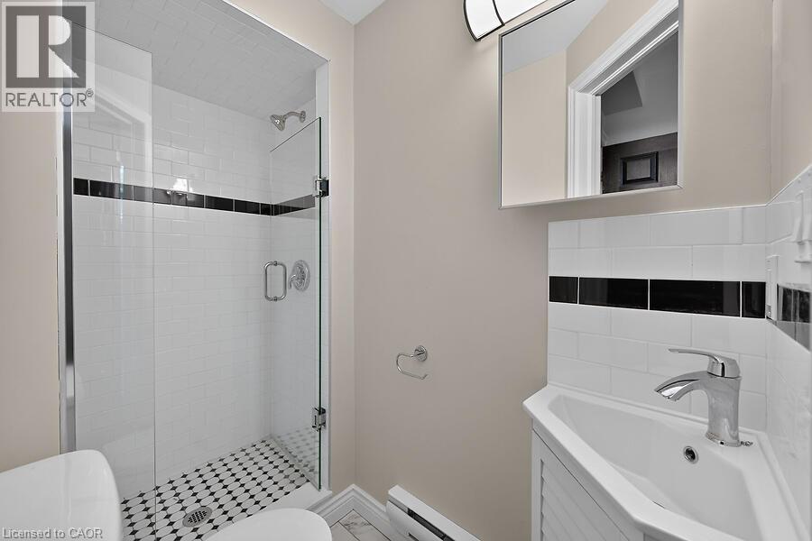 103 Mary Street Property Photo 33