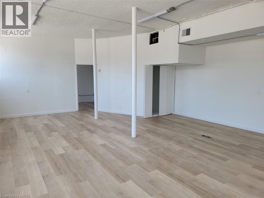 100 Charing Cross Street Property Photo 4
