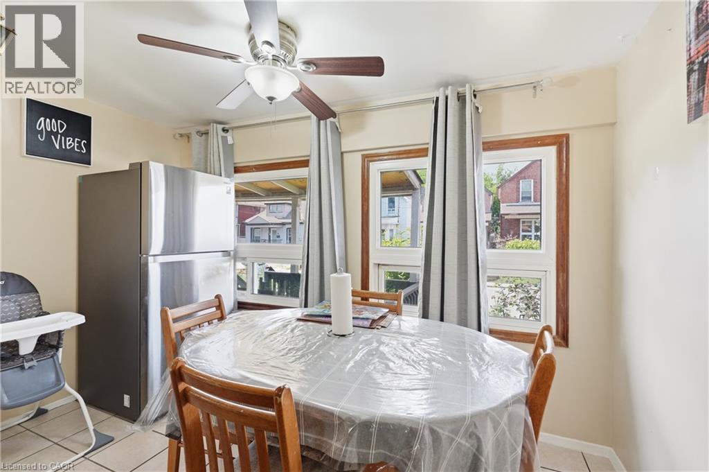100 Chestnut Avenue Property Photo 8