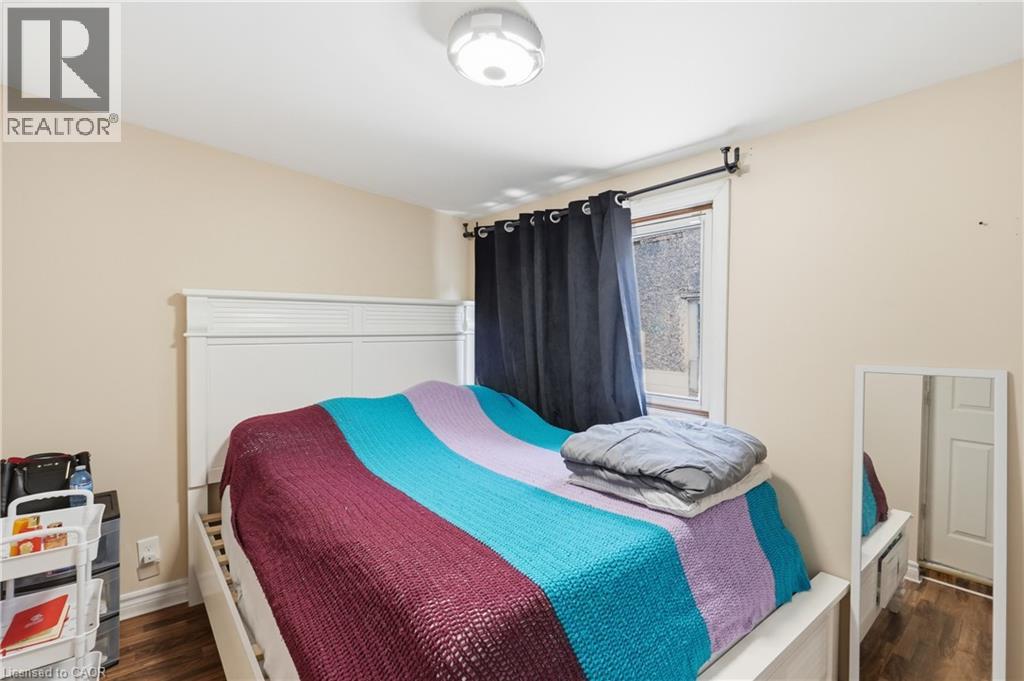 100 Chestnut Avenue Property Photo 14