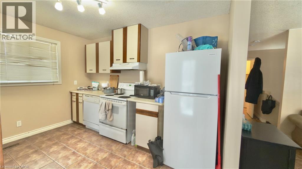 16 Marshall Street Property Photo 5