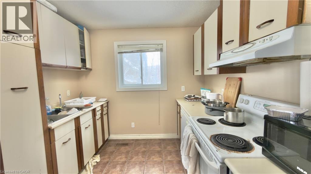 16 Marshall Street Property Photo 6