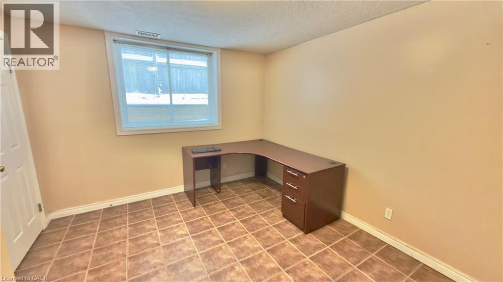 16 Marshall Street Property Photo 19