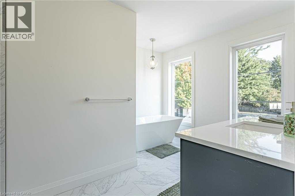 3c Balsam Street Property Photo 18