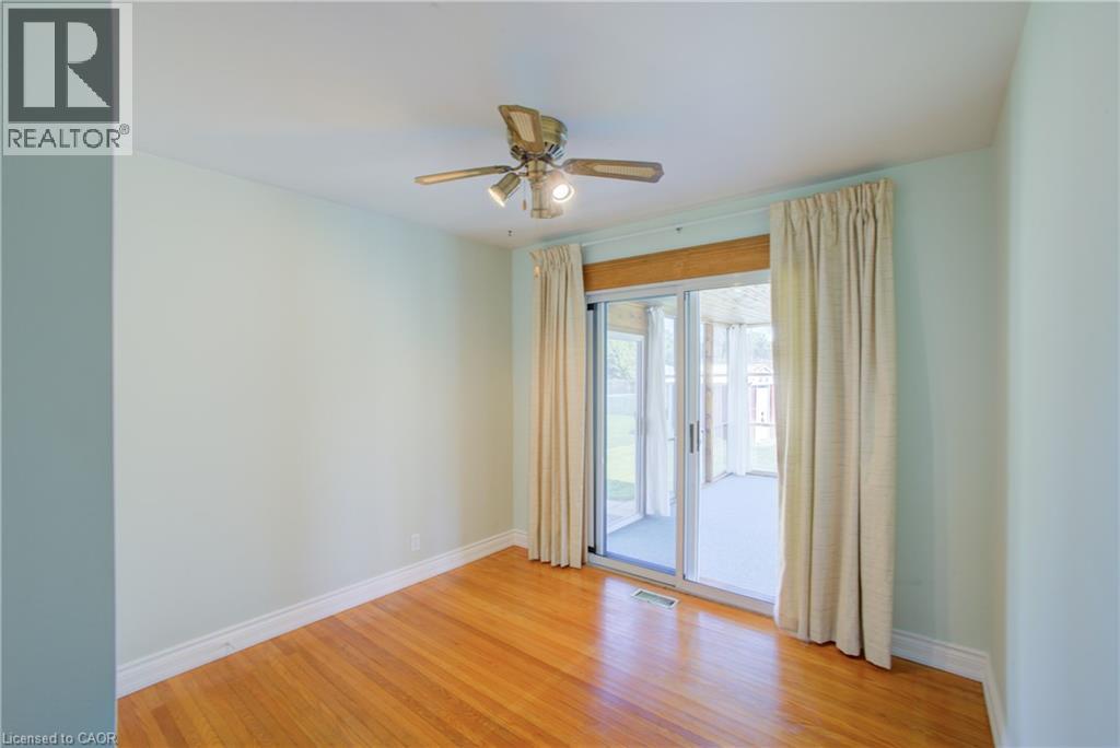 52 Queenston Crescent Property Photo 16