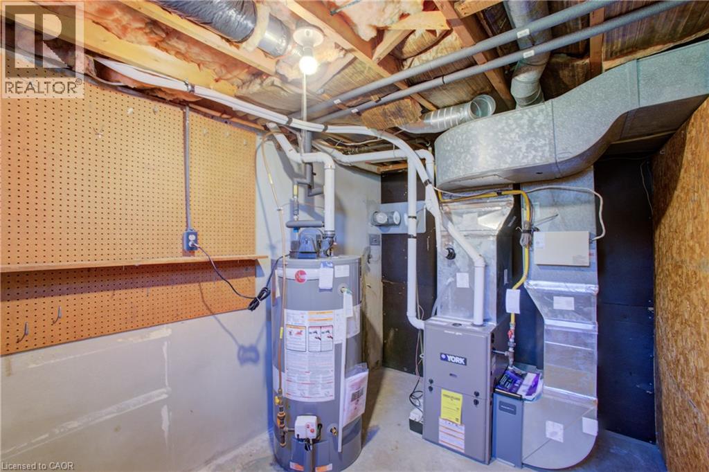 52 Queenston Crescent Property Photo 33