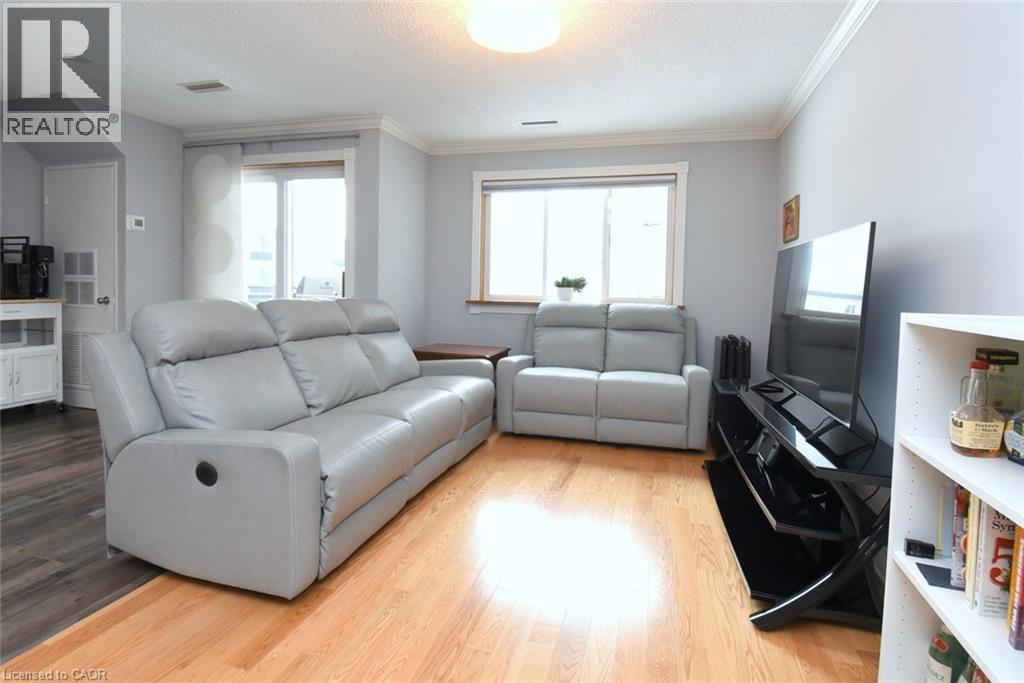 2001 Bonnymede Drive Unit# 119 Property Photo 8
