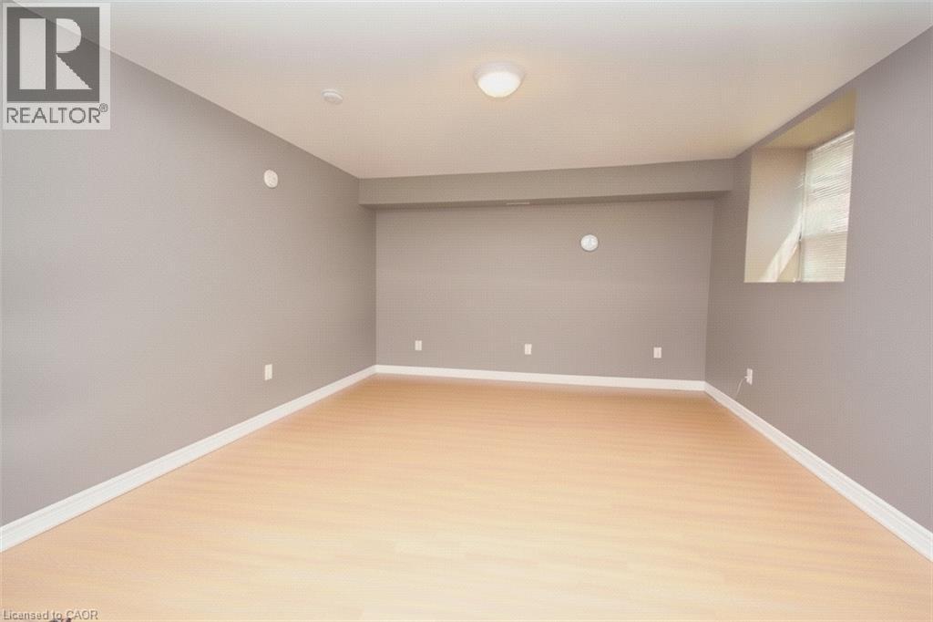 355 Macnab Street N Property Photo 9