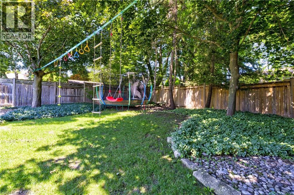 6 Mays Crescent Property Photo 41