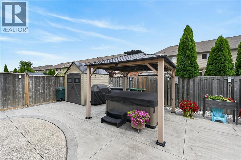 68 Garinger Crescent Property Photo 46