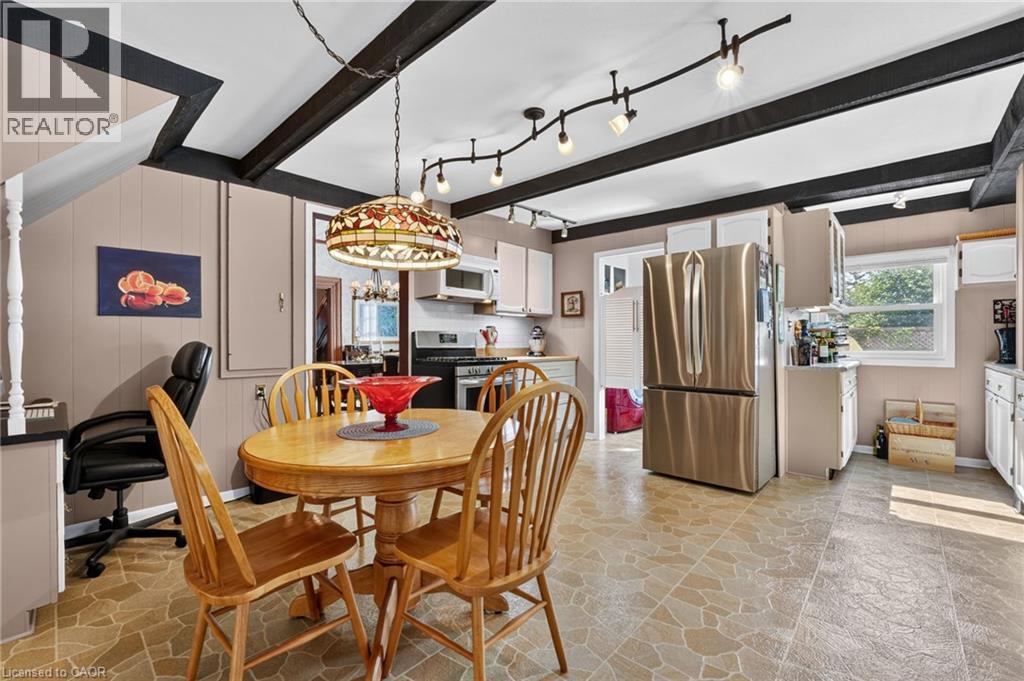 438 Broad Street W Property Photo 15