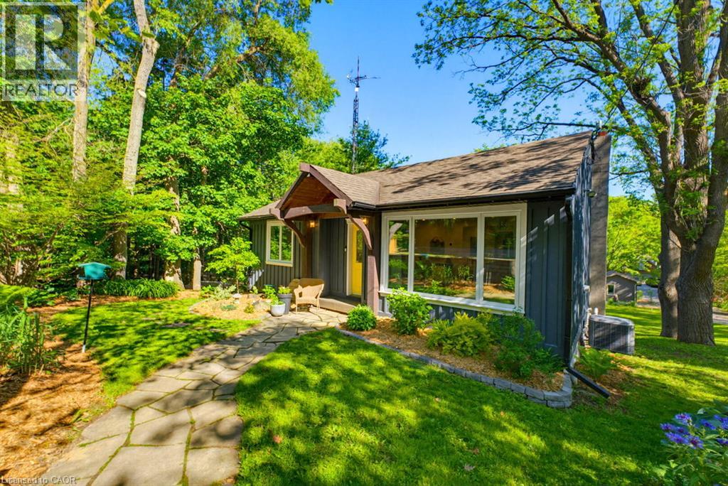 1131 Old Governor's Road Property Photo 4