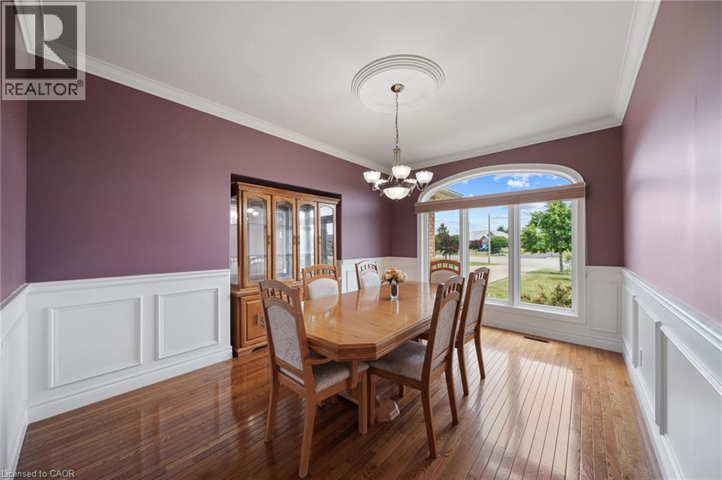 18 Featherstone Avenue Property Photo 6