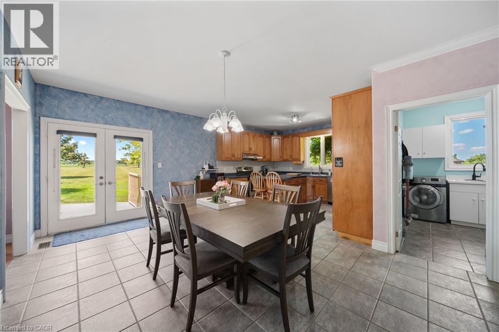 18 Featherstone Avenue Property Photo 9
