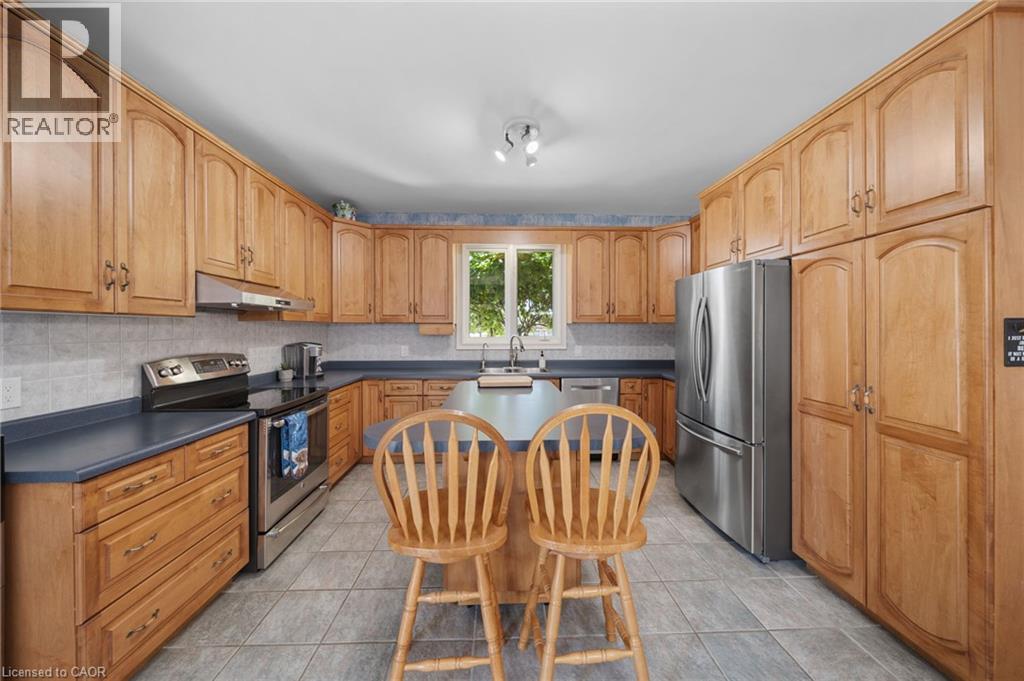 18 Featherstone Avenue Property Photo 10