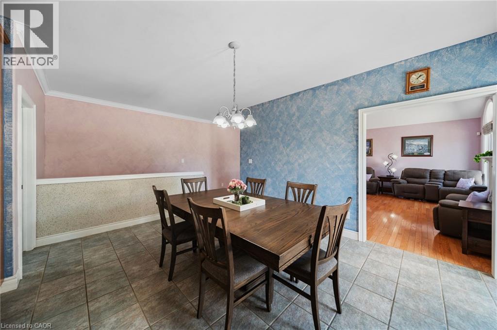 18 Featherstone Avenue Property Photo 13