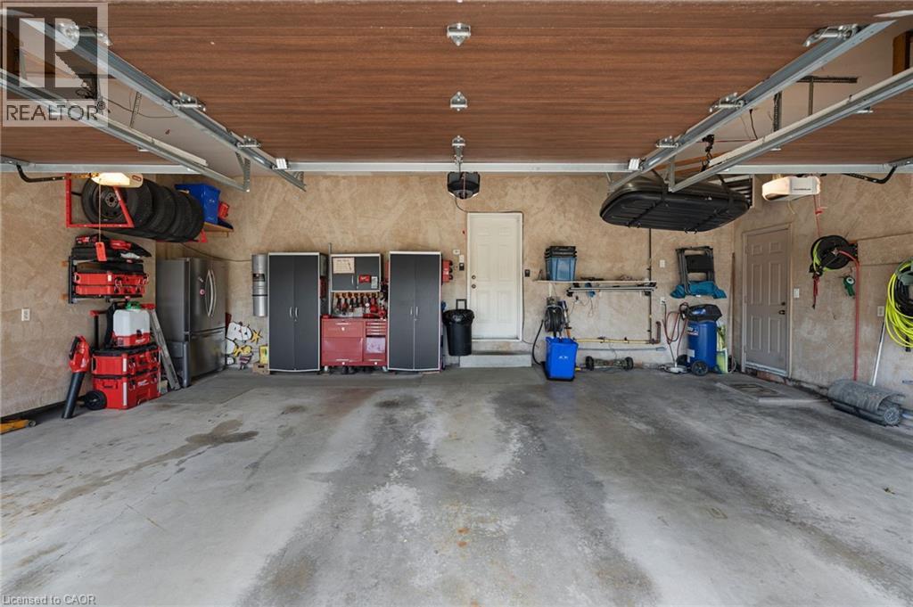 18 Featherstone Avenue Property Photo 46