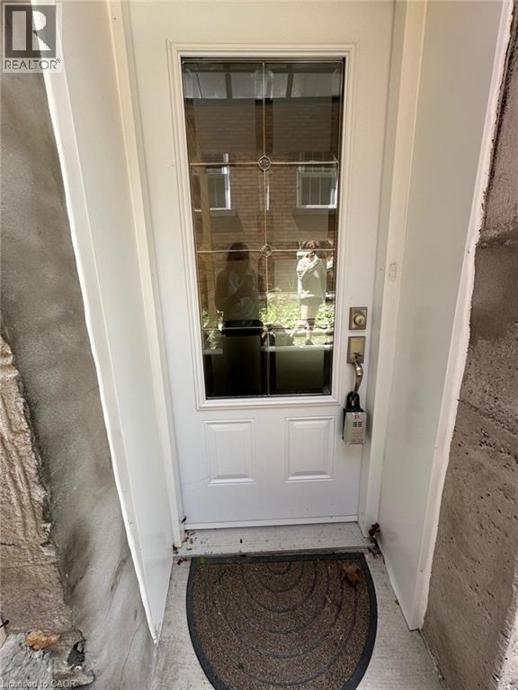 10 Shanley Street Unit# A (lower) Property Photo 4