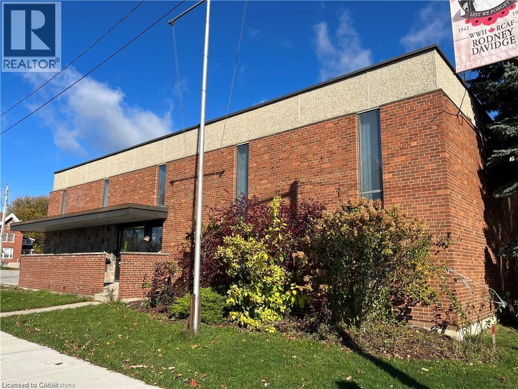 111 Broad Street E Property Photo 2