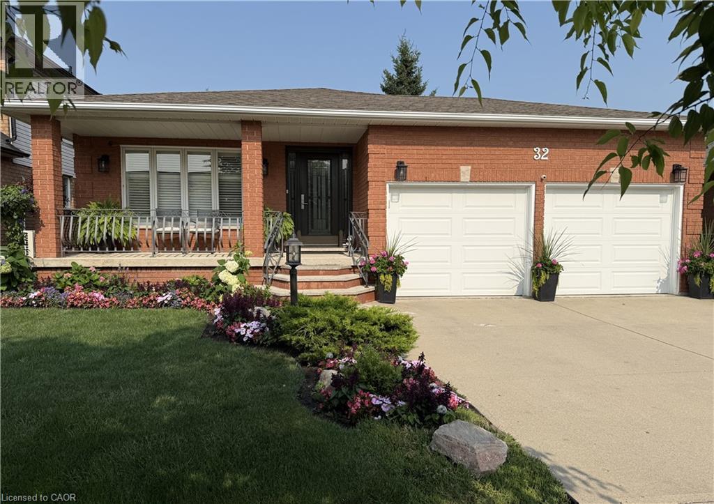 32 Highbury Drive Property Photo 1