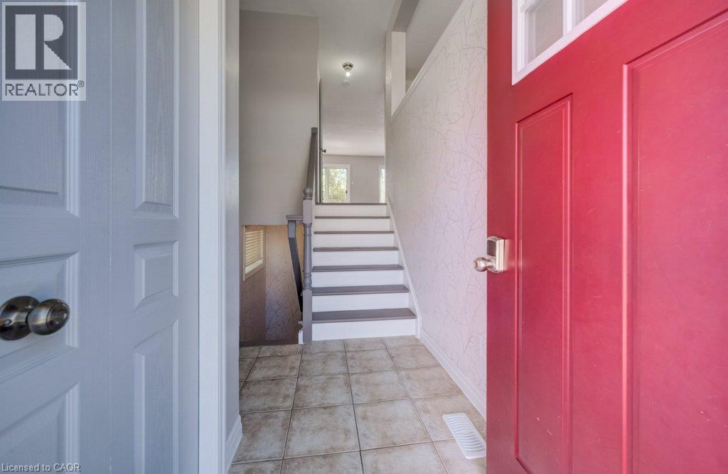 105 Pinnacle Drive Unit# 30 Property Photo 5