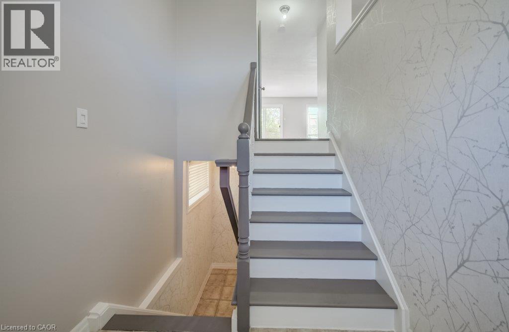 105 Pinnacle Drive Unit# 30 Property Photo 6